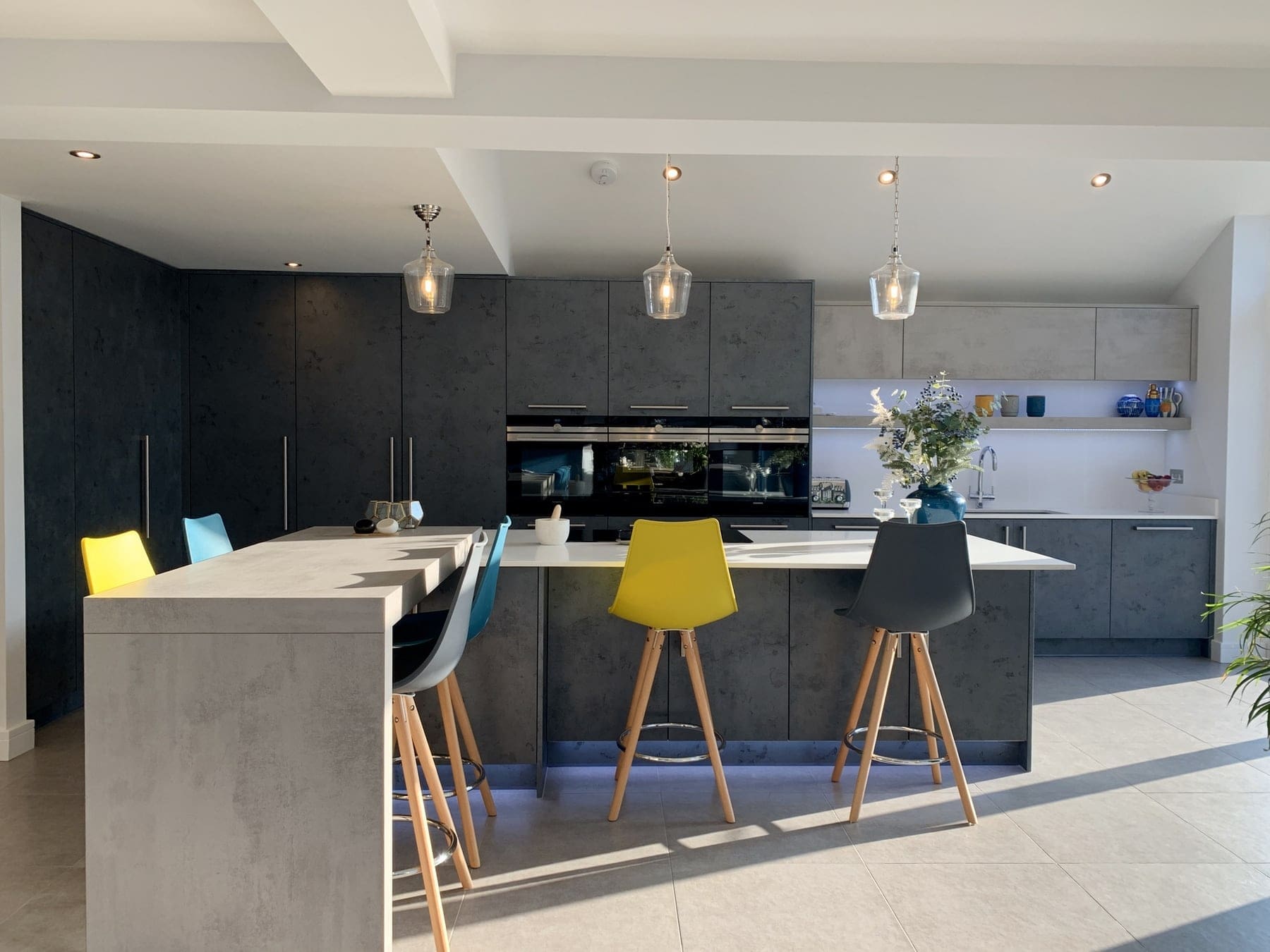 Modern Contemporary Textured Kitchen 3 | Utopia Kitchens, Crowthorne