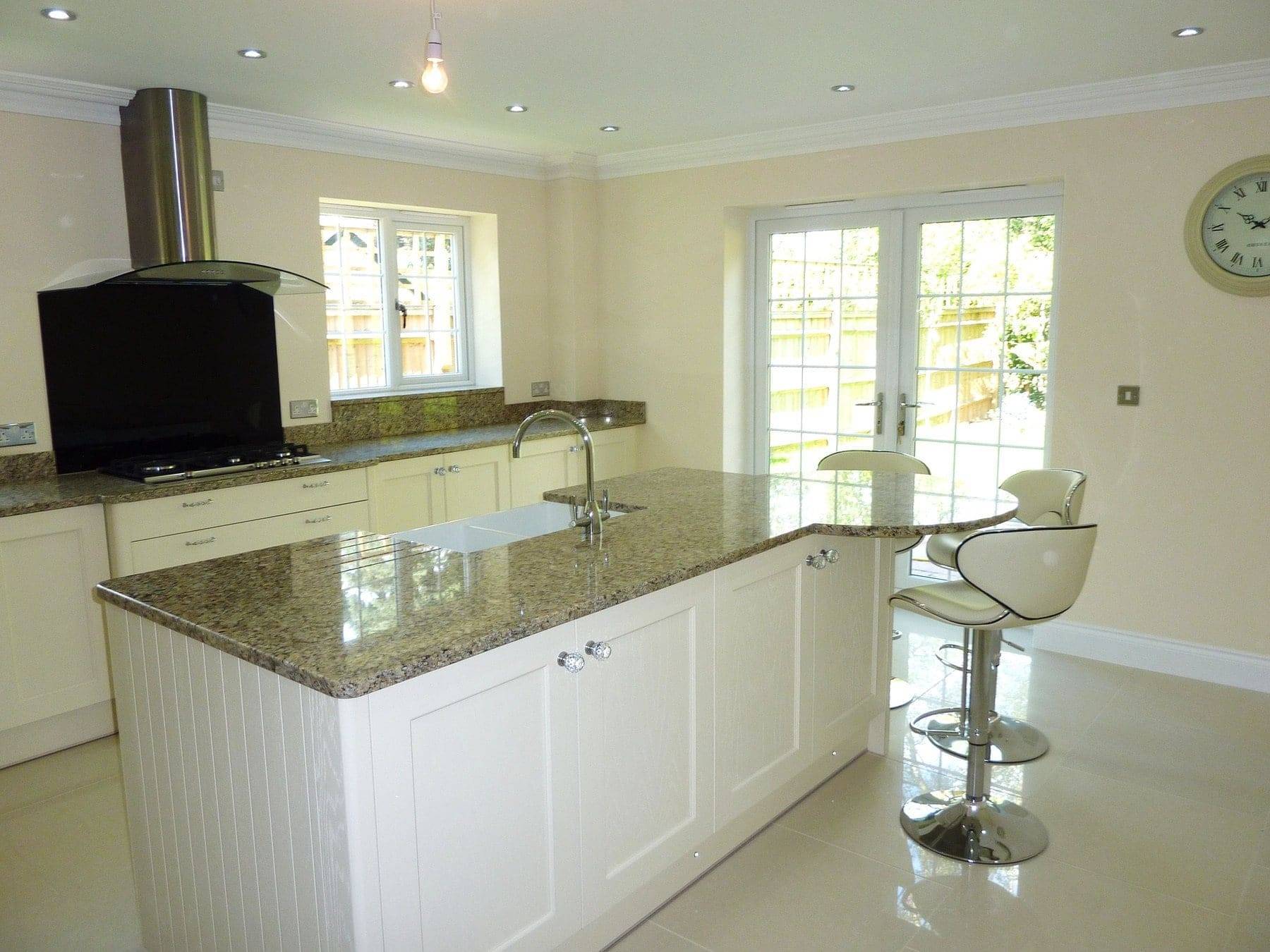 Ud2673 Worthington Fb 4 | Utopia Kitchens, Crowthorne