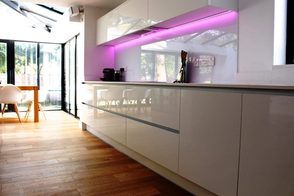 Bespoketruehandlelesskitchendesignascot927 | Utopia Kitchens, Crowthorne