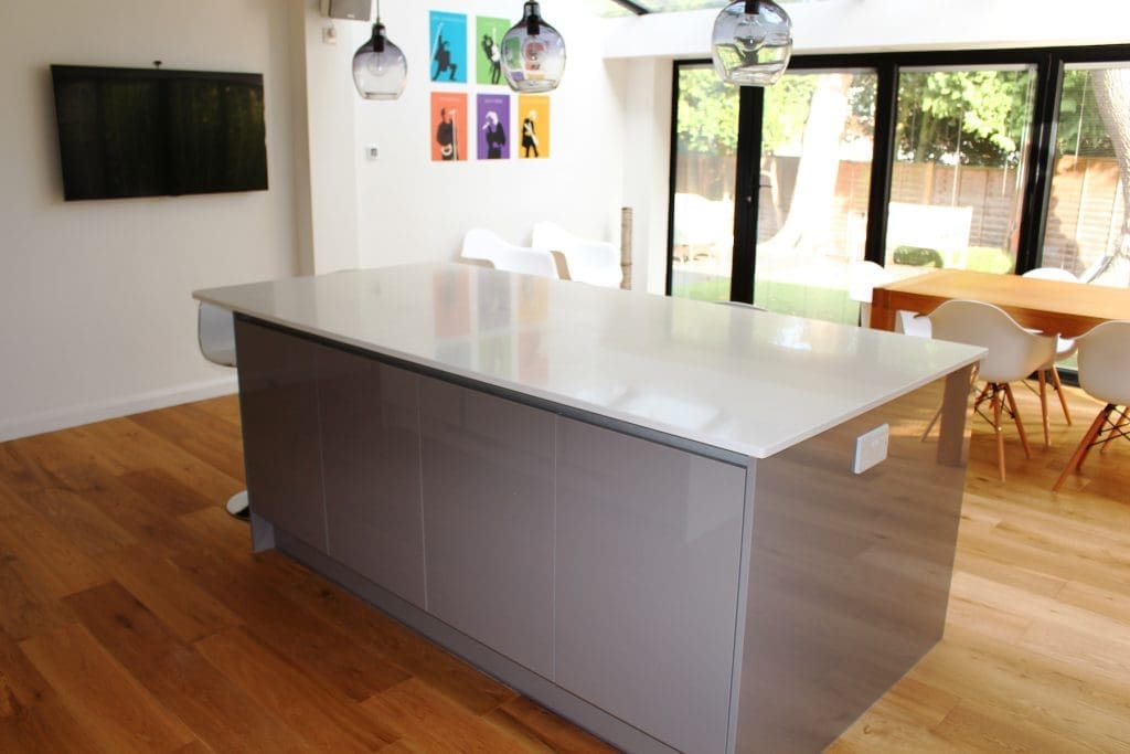 Bespoketruehandlelesskitchendesignascot930 | Utopia Kitchens, Crowthorne