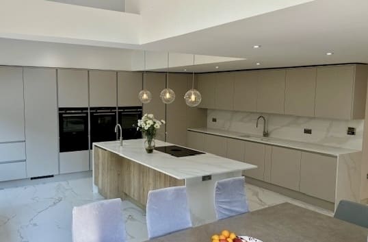 Ud3383 Image 1 | Utopia Kitchens, Crowthorne