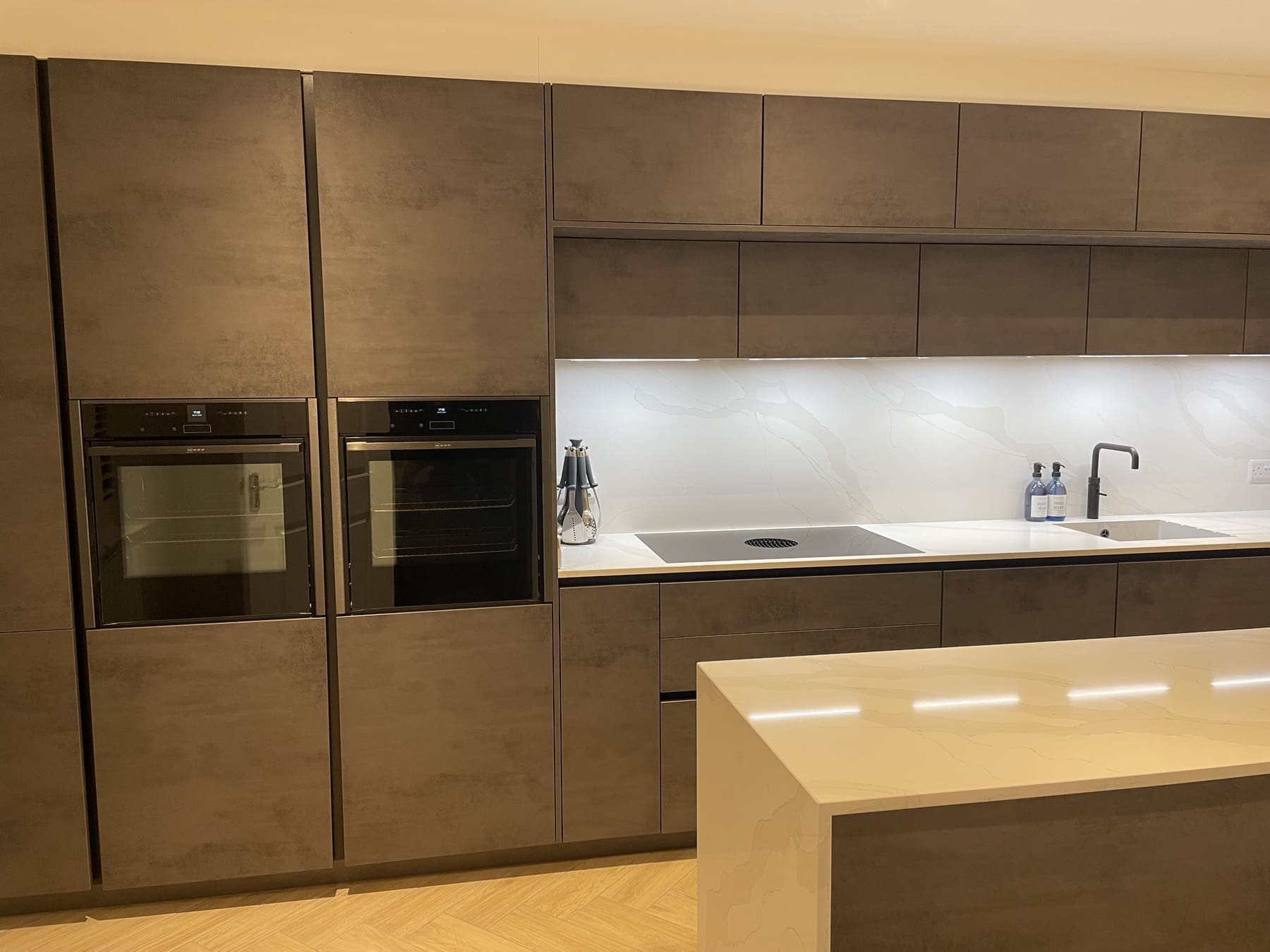 Img 3301 | Howard Kitchens, Berkhamsted