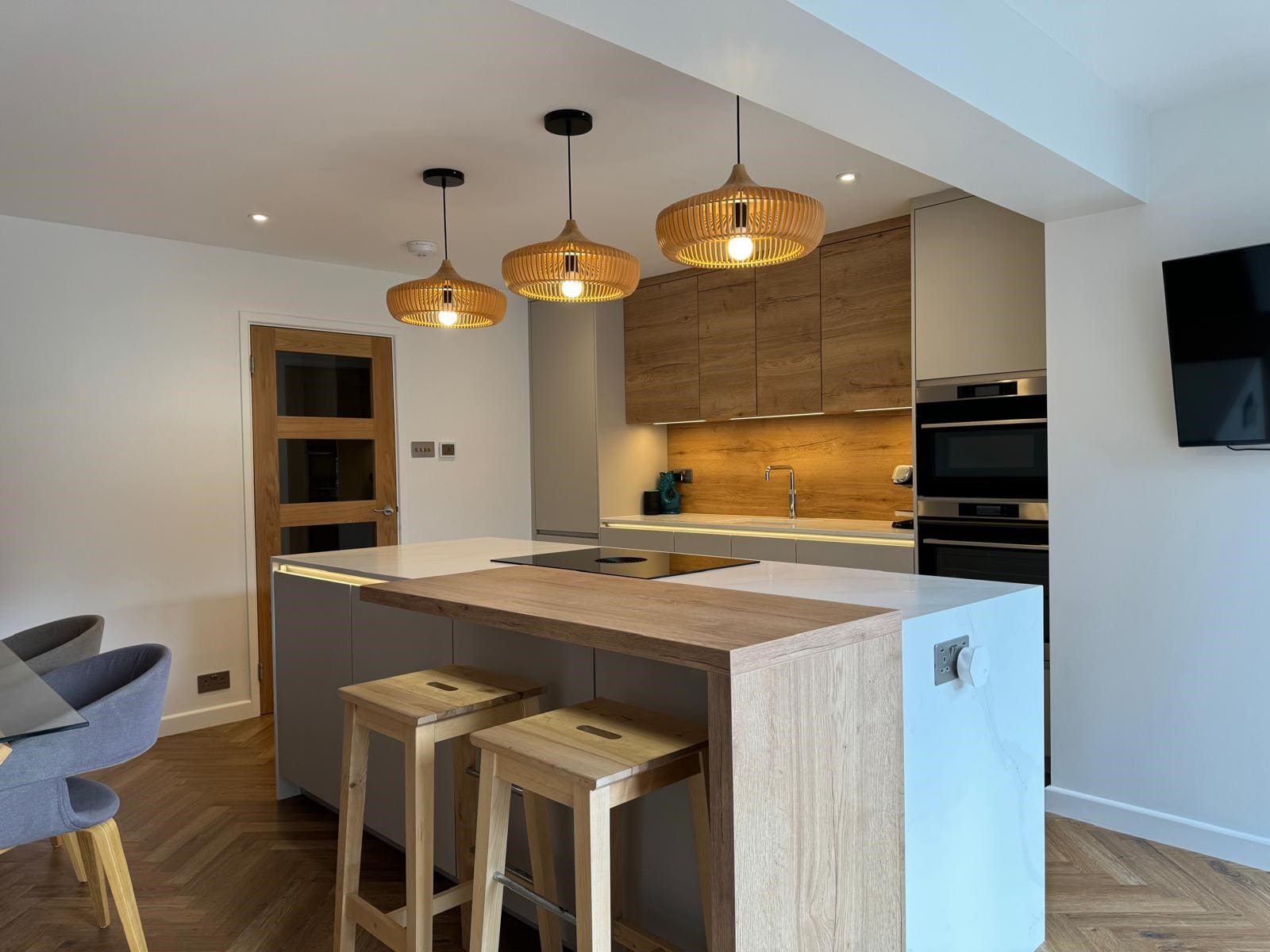 4 | Howard Kitchens, Berkhamsted