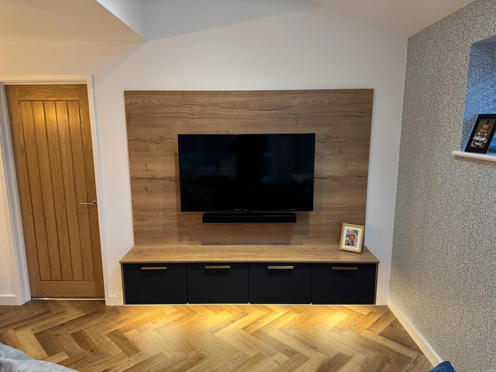 4 1 | Howard Kitchens & Interiors | Berkhamsted