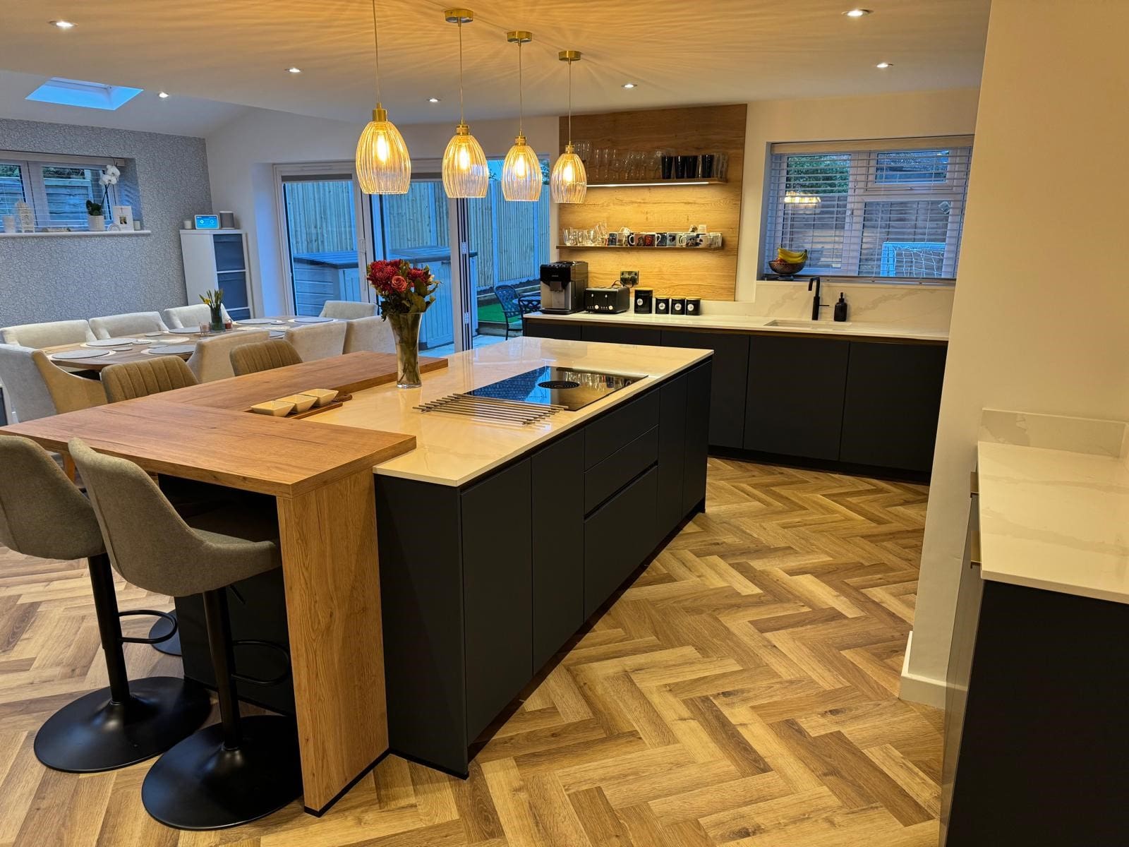 7 1 | Howard Kitchens & Interiors | Berkhamsted