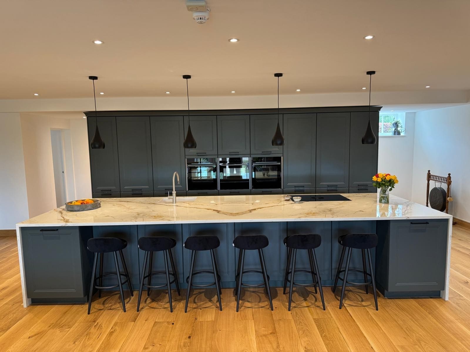 10 1 | Howard Kitchens & Interiors | Berkhamsted