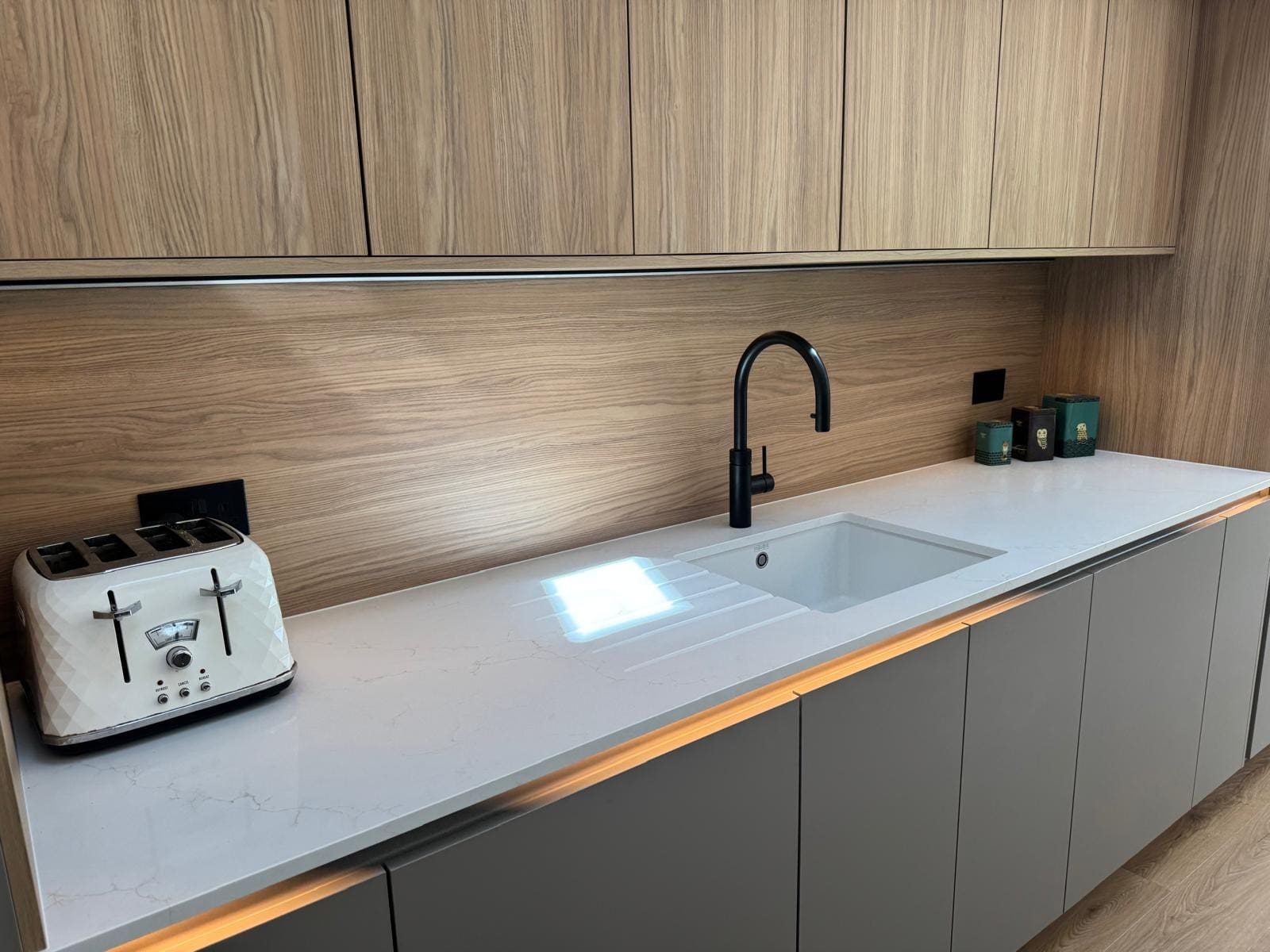 10 2 | Howard Kitchens & Interiors | Berkhamsted