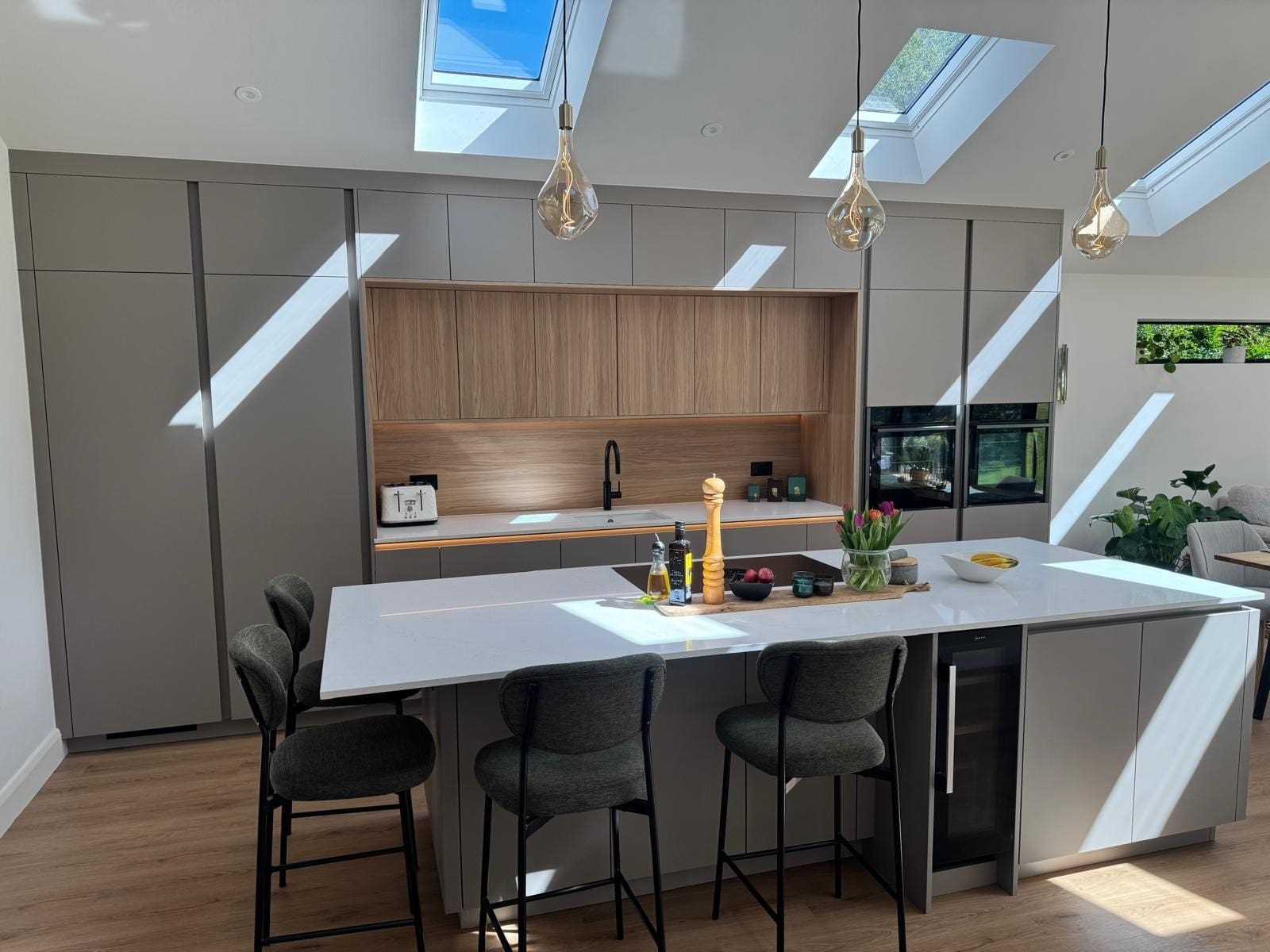 2 2 | Howard Kitchens & Interiors | Berkhamsted