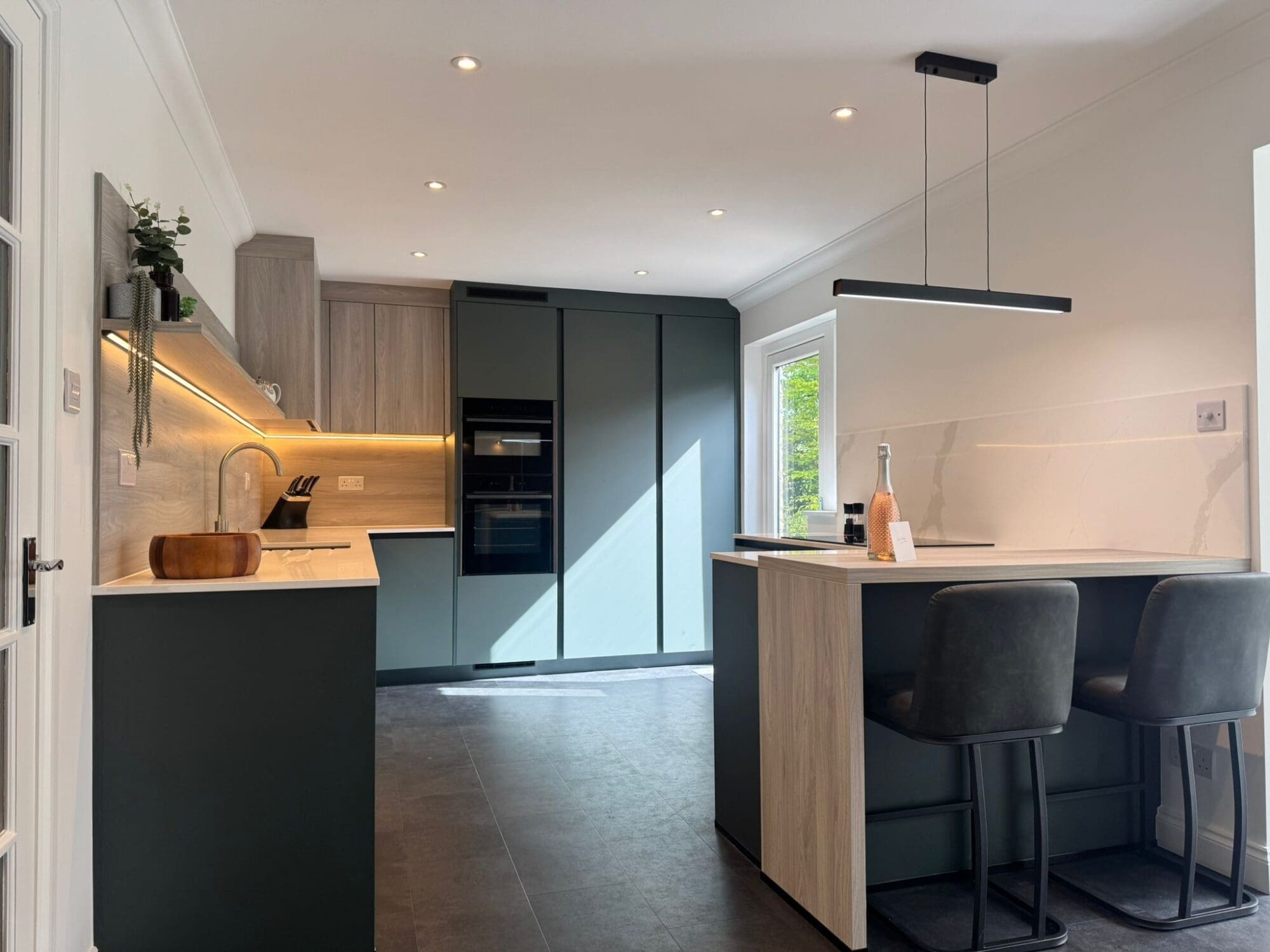 3 scaled | Howard Kitchens & Interiors | Berkhamsted