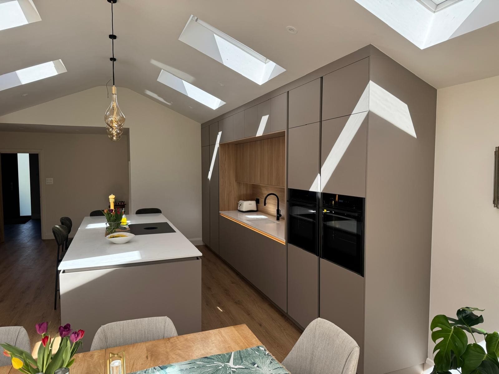 4 2 | Howard Kitchens & Interiors | Berkhamsted